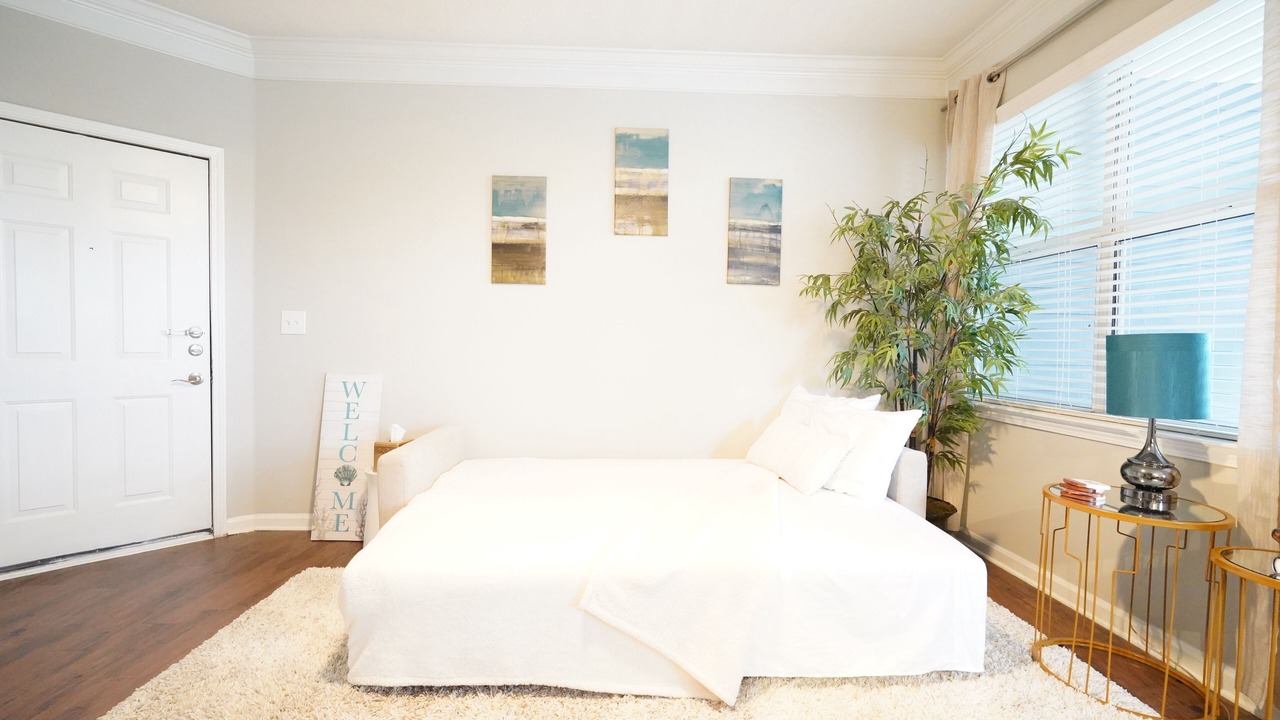Photo of Bedroom in Huntersville