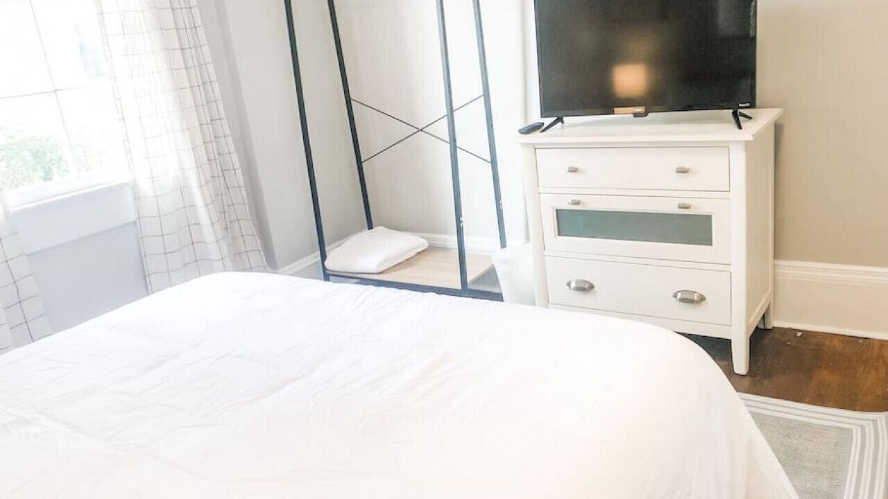 Photo of Bedroom in Historic Oakwood