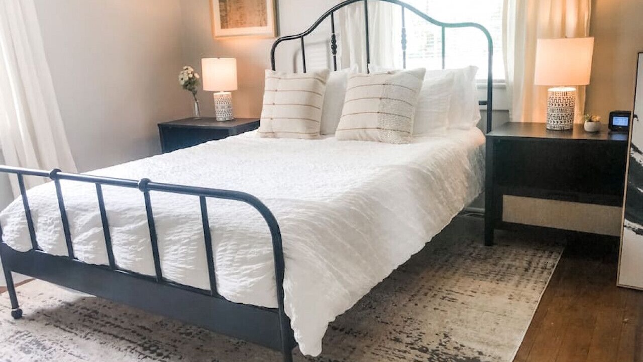 Photo of Bedroom in Historic Oakwood