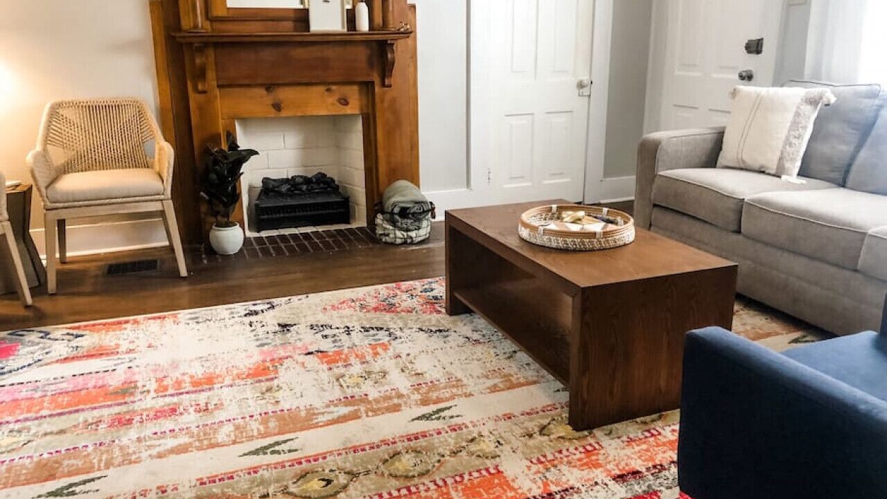 Photo of Livingroom in Historic Oakwood
