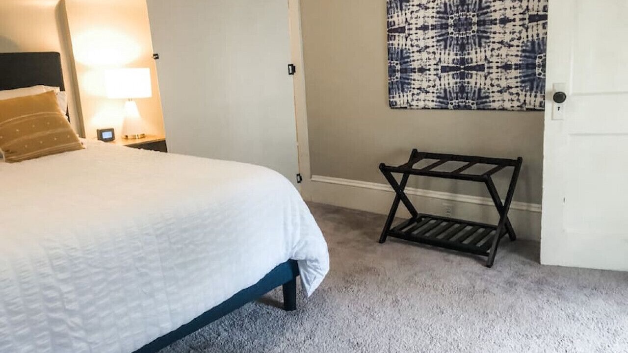 Photo of Bedroom in Historic Oakwood