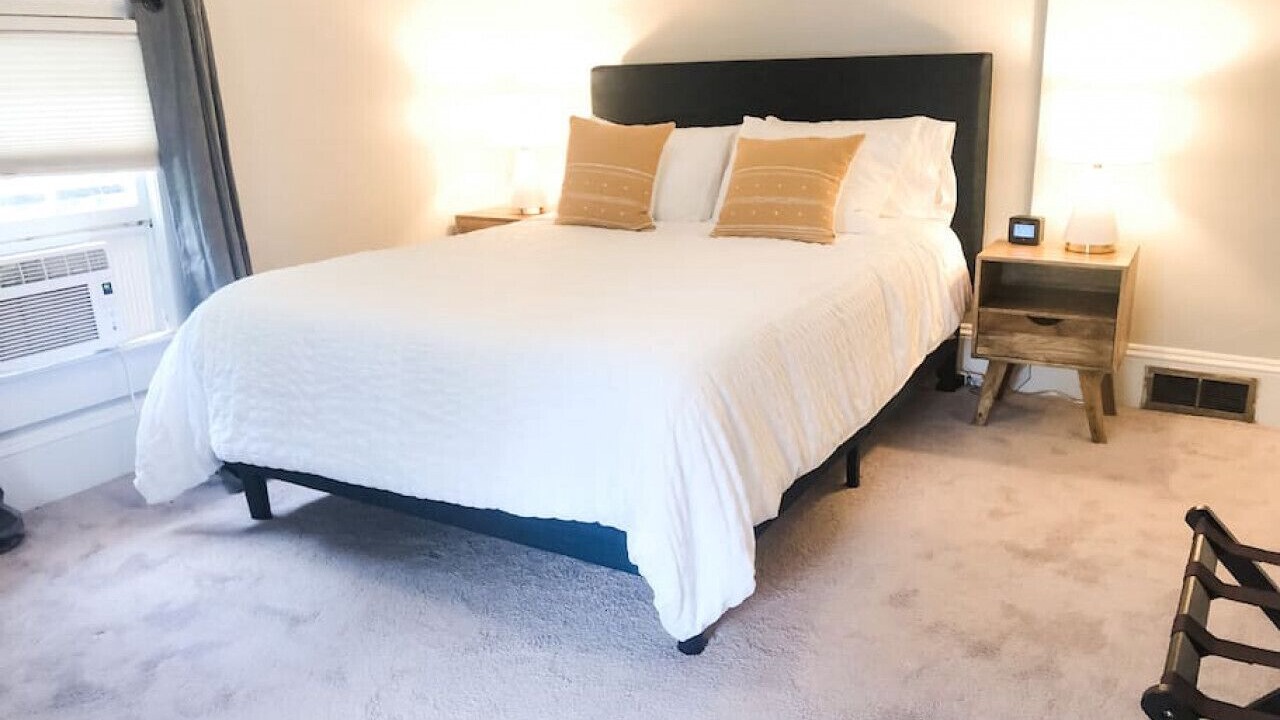 Photo of Bedroom in Historic Oakwood