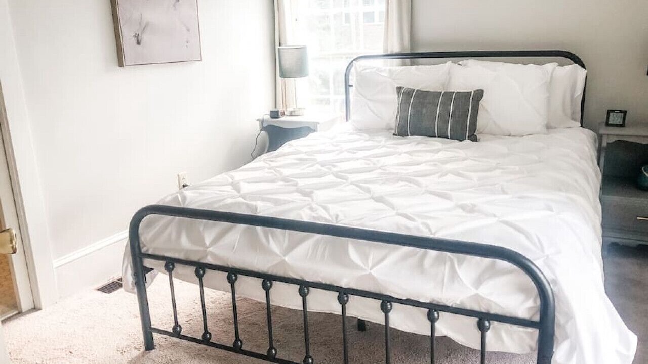 Photo of Bedroom in Historic Oakwood