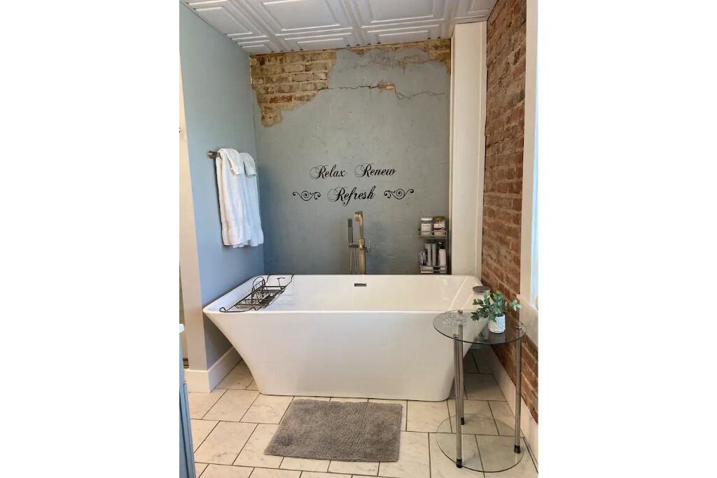Photo of Bathroom in West Jefferson