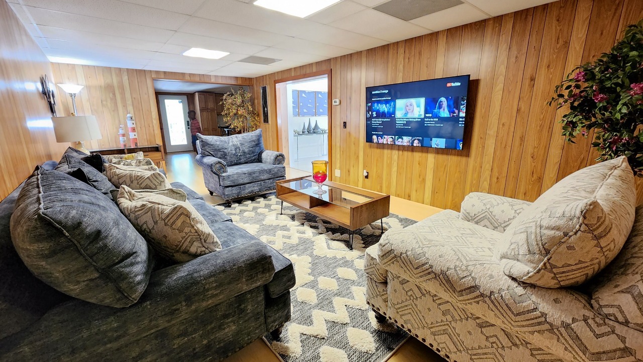 Photo of Livingroom in Taylorsville