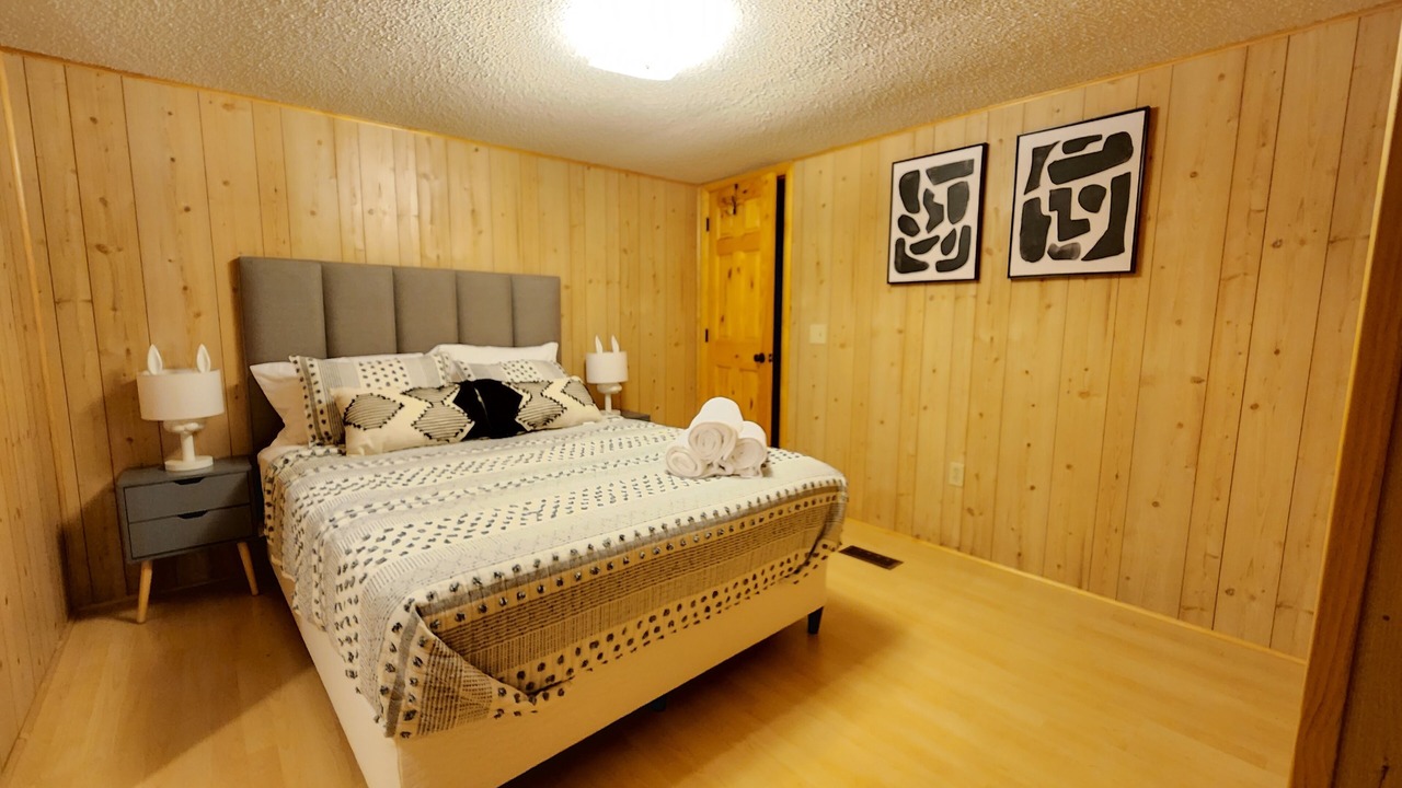Photo of Bedroom in Taylorsville