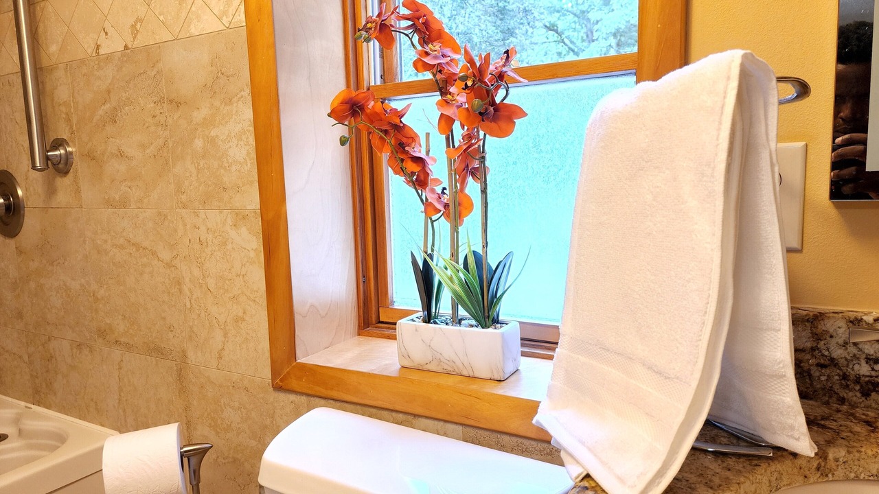 Photo of Bathroom in Taylorsville