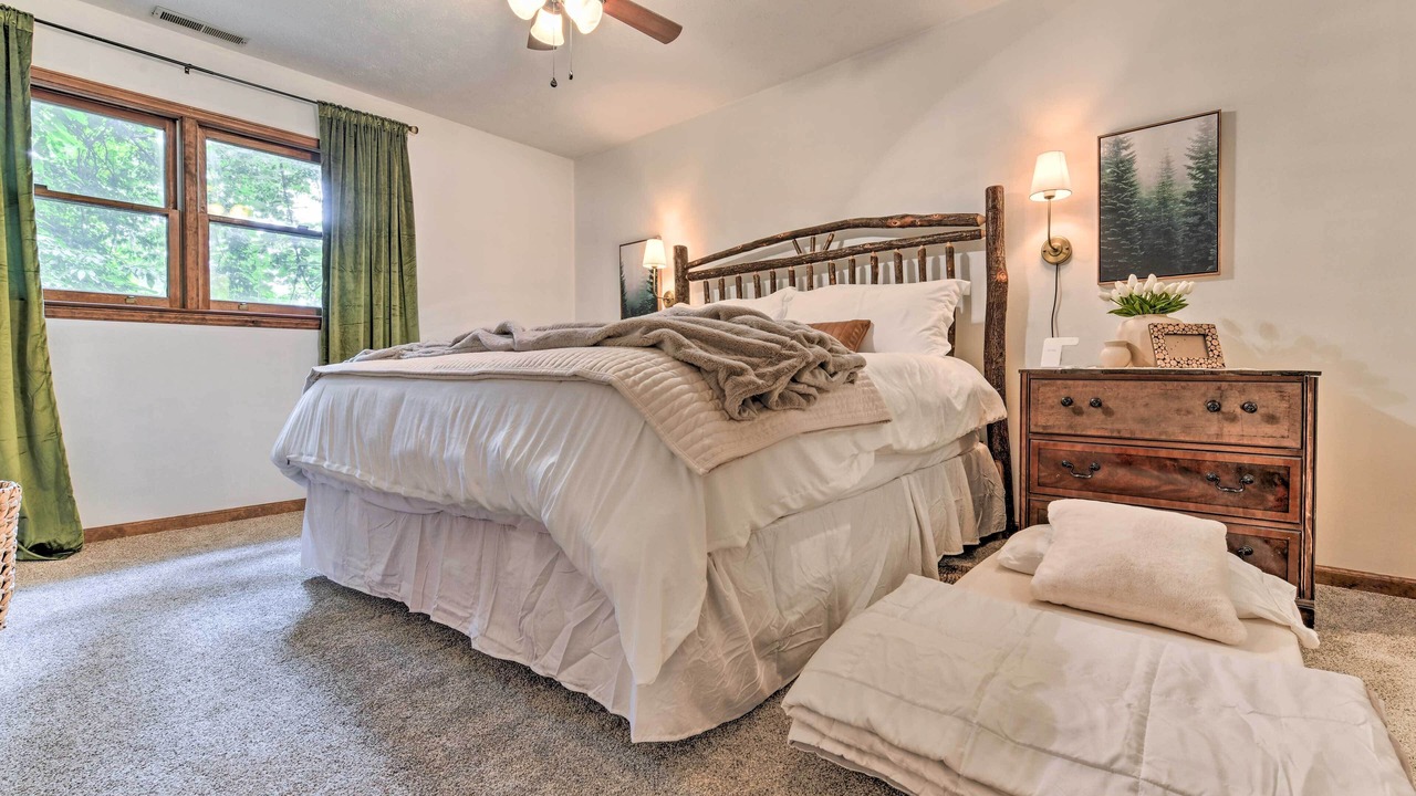 Photo of Bedroom in Waynesville