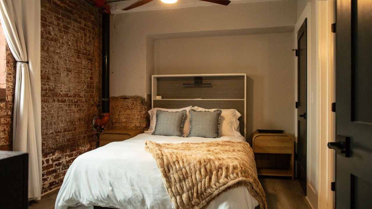 Photo of Bedroom in Jonesville