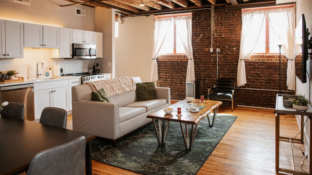 Photo of Livingroom in Jonesville