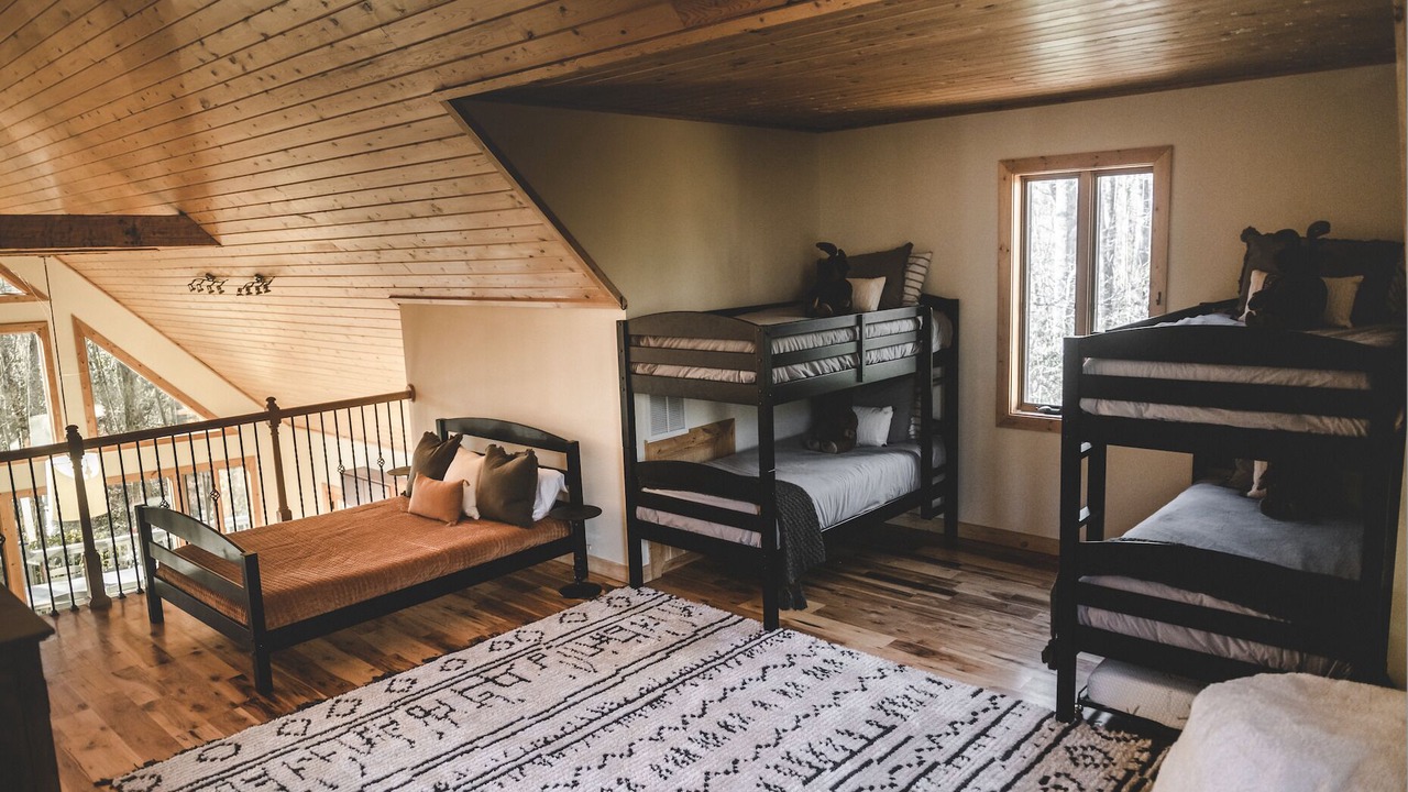 Photo of Bedroom in Burnsville