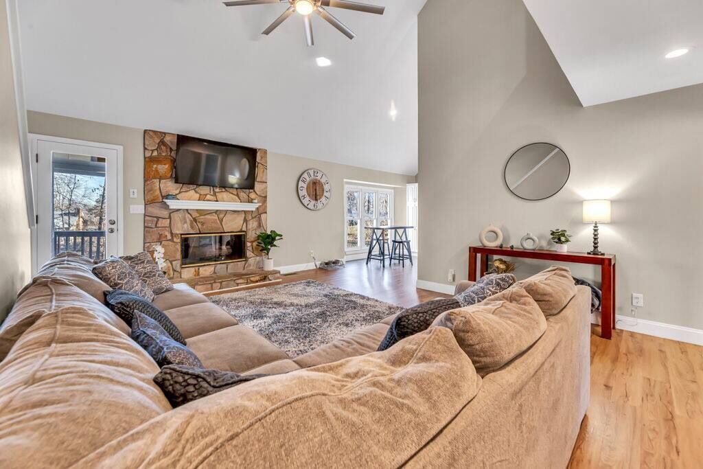 Photo of Livingroom in Kernersville