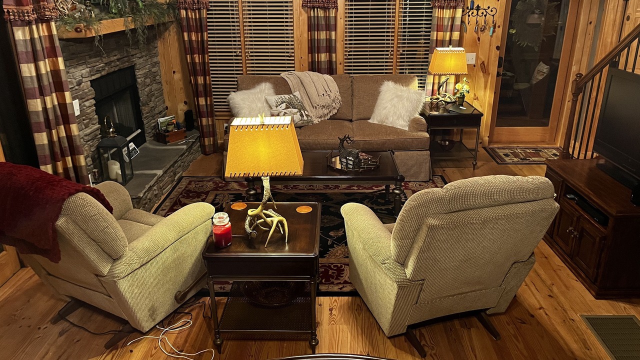 Photo of Livingroom in Scaly Mountain