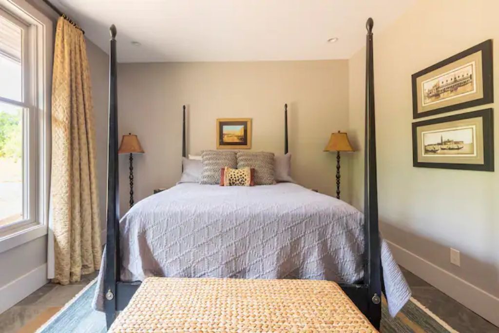Photo of Bedroom in Forsyth County