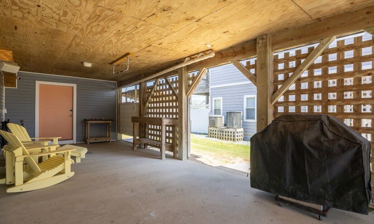 Photo of Patio Balcony in Kill Devil Hills