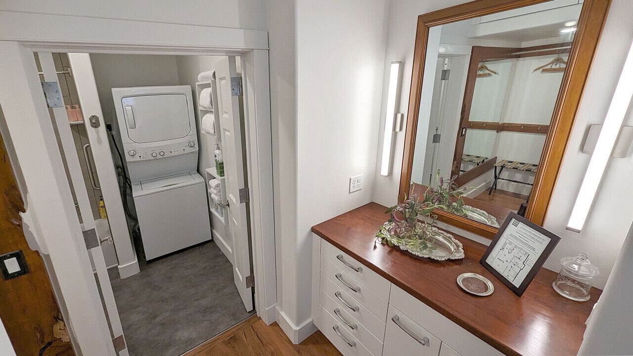 Photo of Bedroom in Eighth Avenue