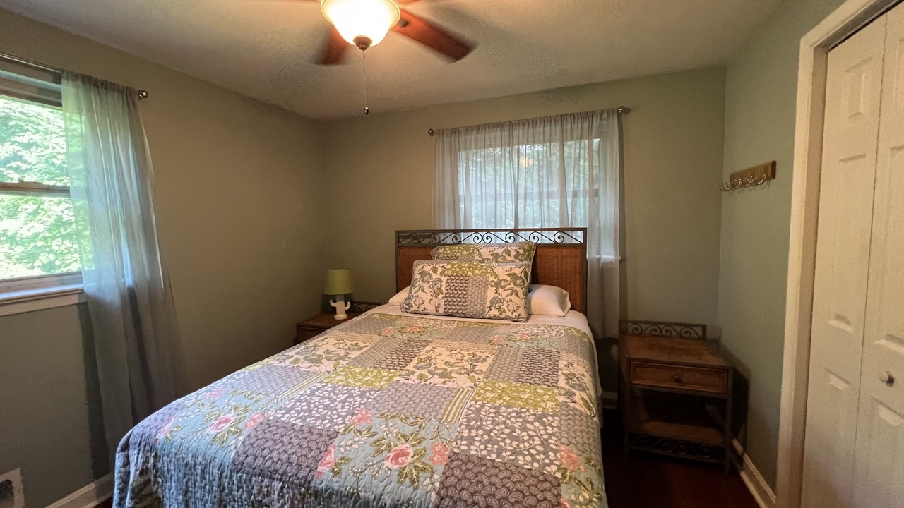 Photo of Bedroom in Newton