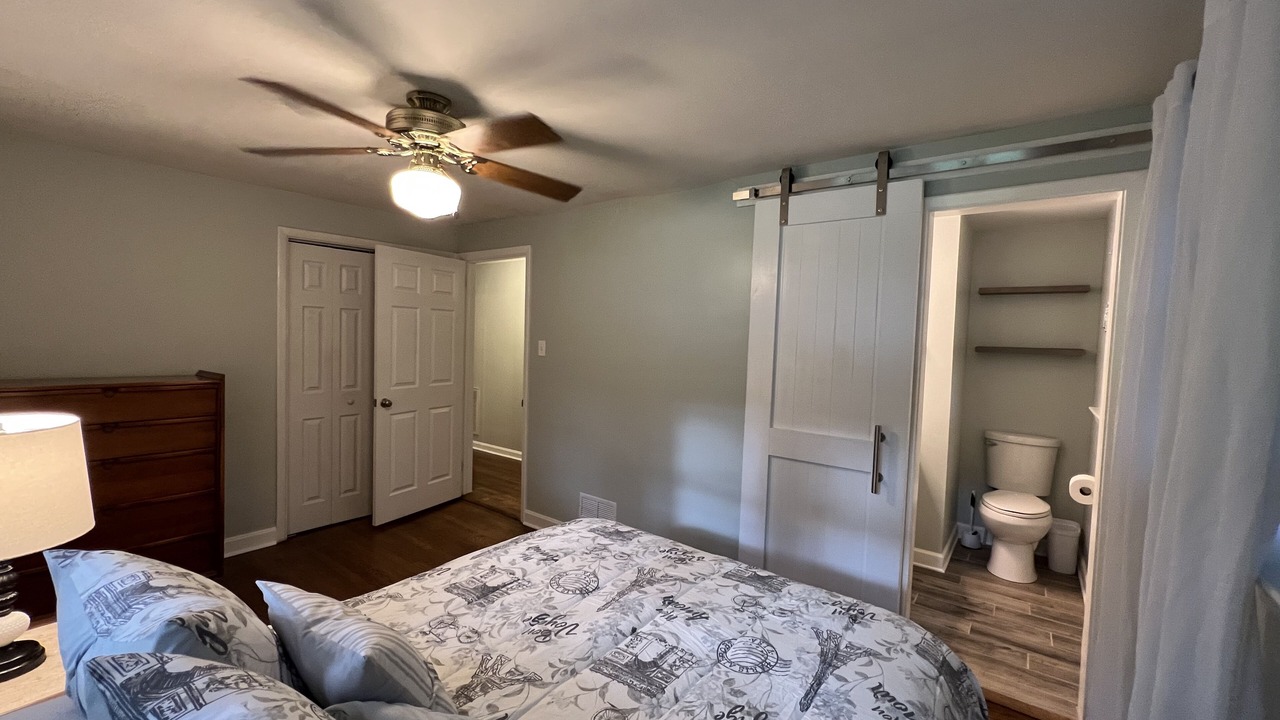 Photo of Bedroom in Newton