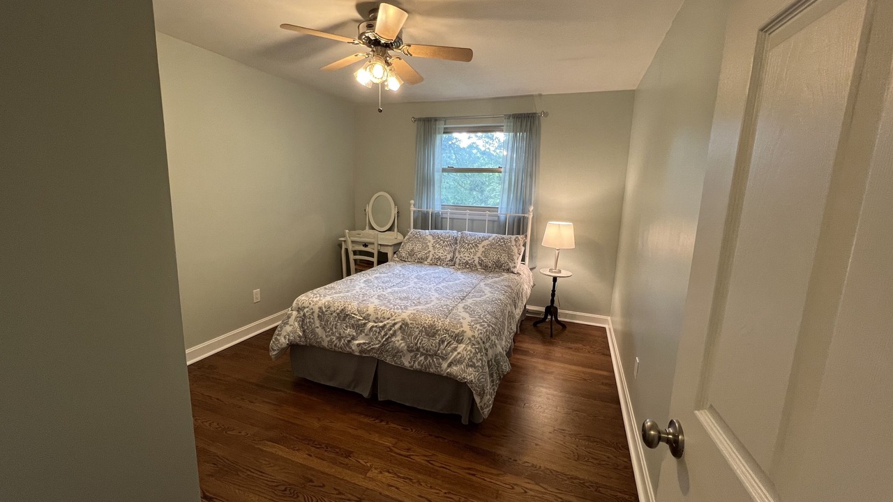 Photo of Bedroom in Newton