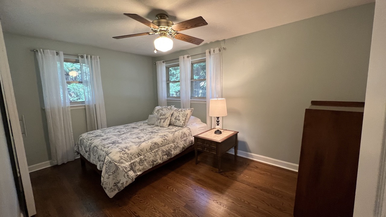 Photo of Bedroom in Newton