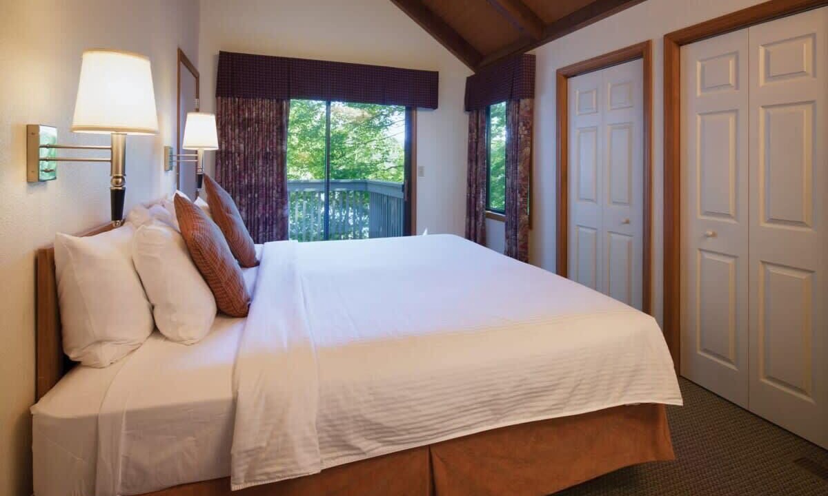 Photo of Bedroom in Lake Lure
