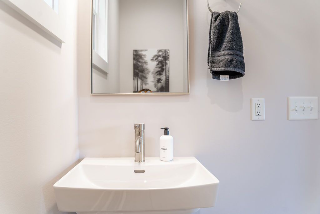Photo of Bathroom in Oakley