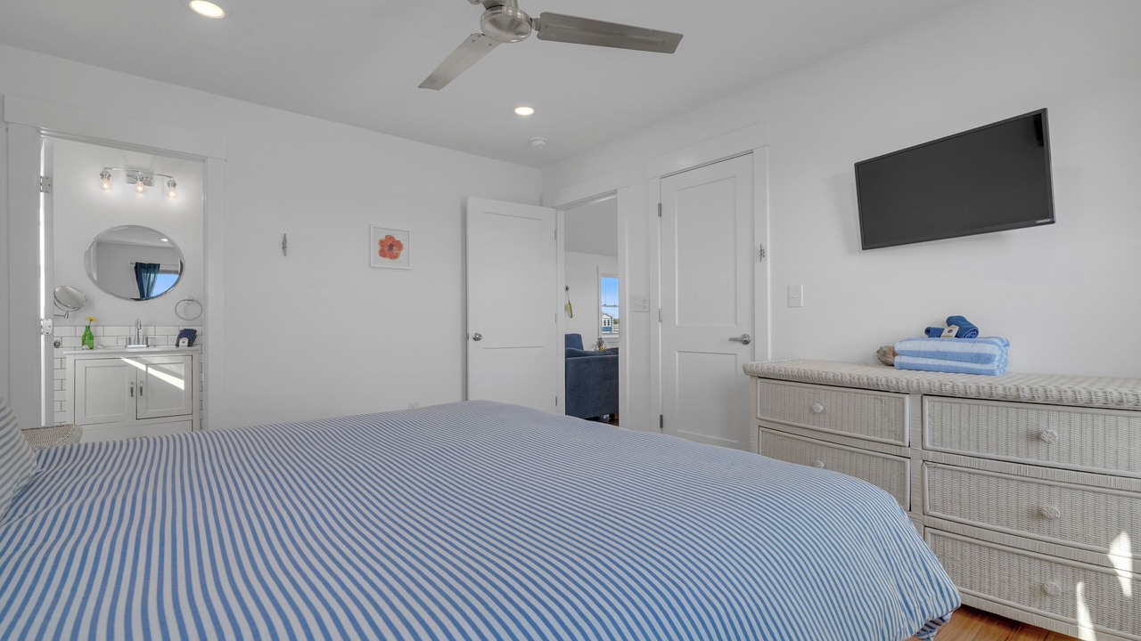 Photo of Bedroom in Colington