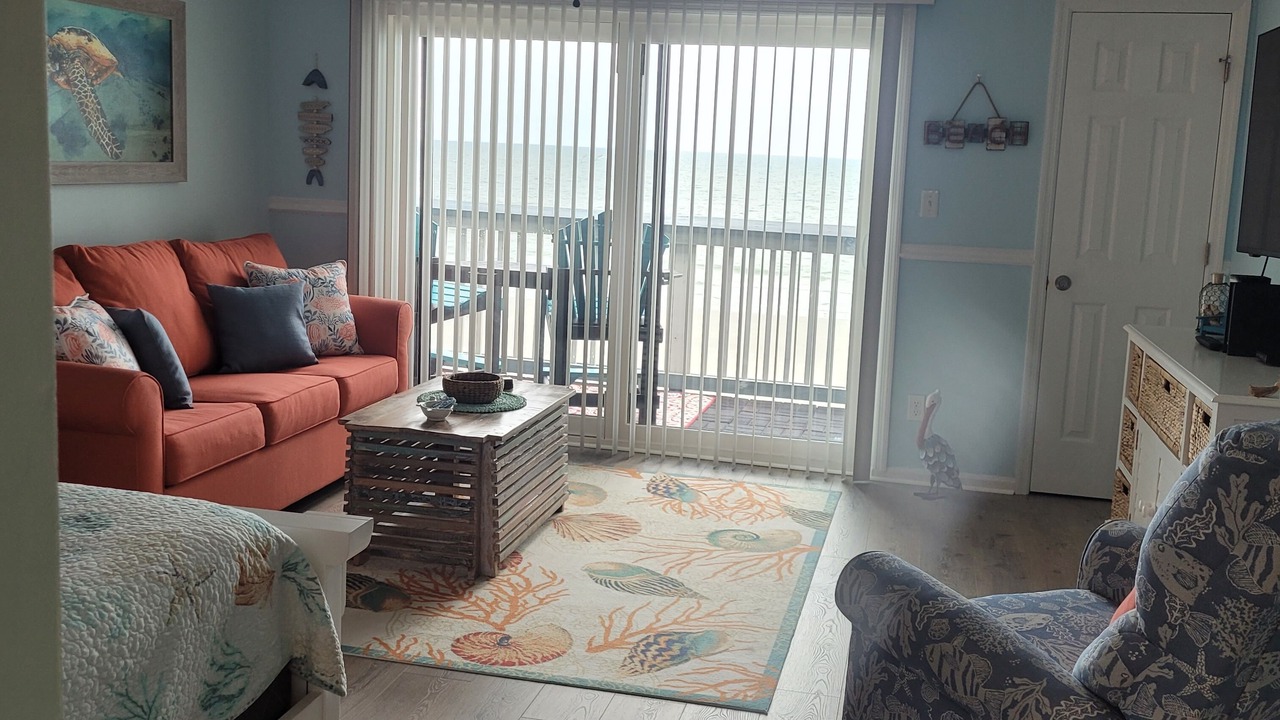 Photo of Livingroom in Surfside Beach