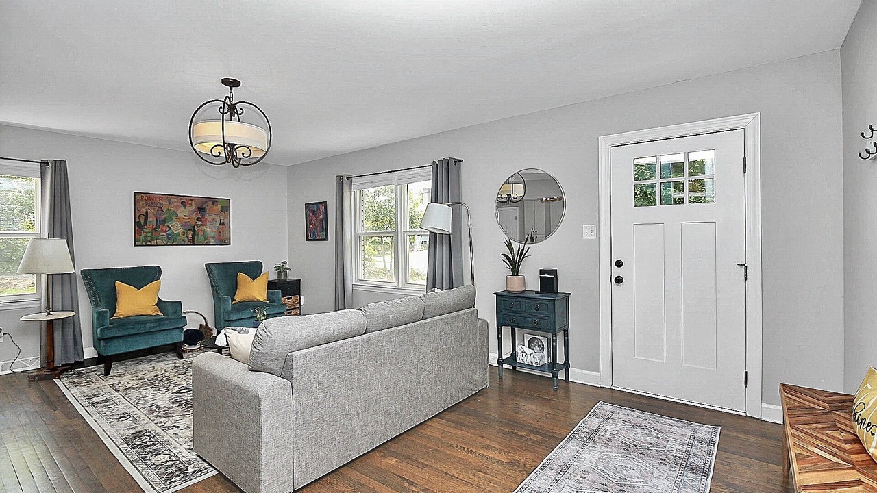 Photo of Livingroom in Davidson