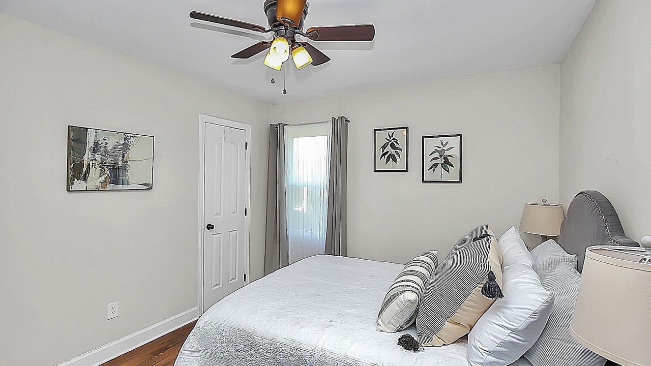 Photo of Bedroom in Davidson