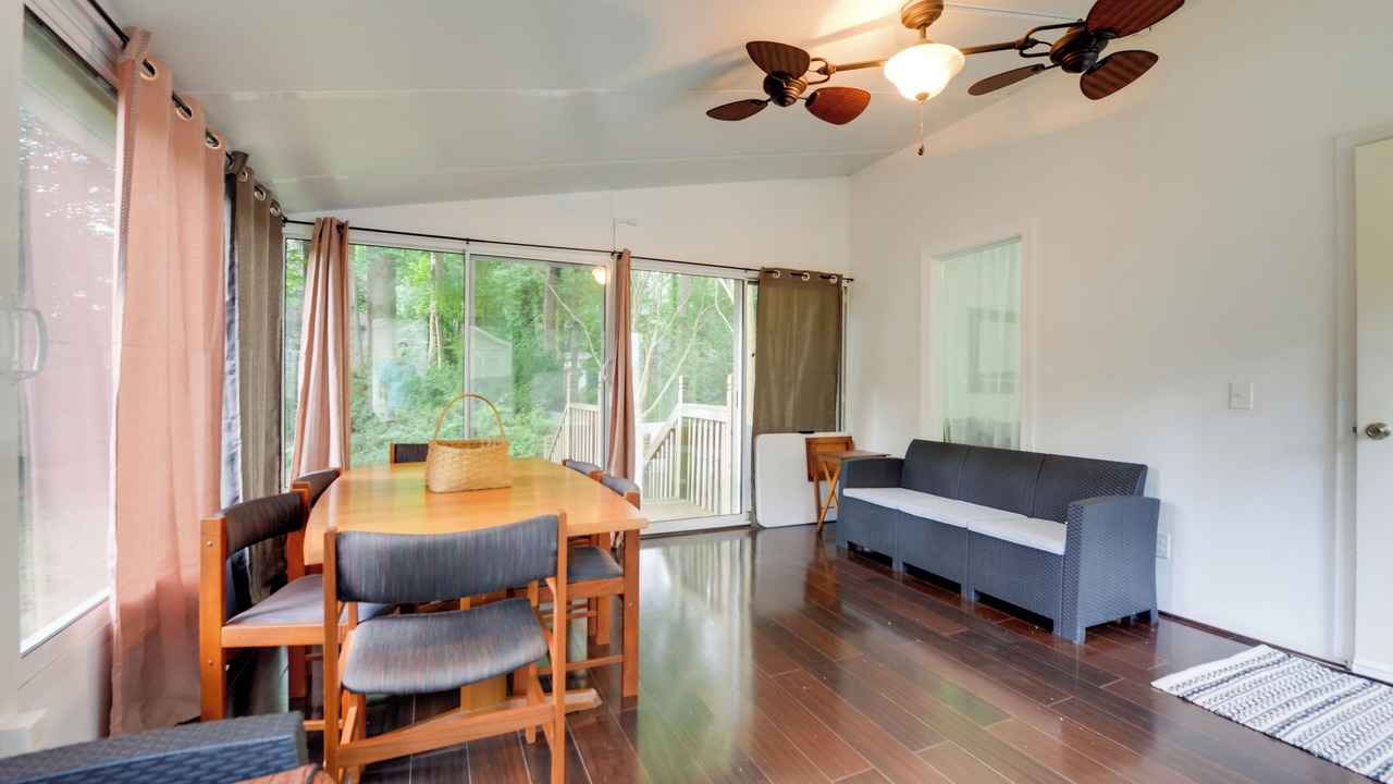 Photo of Livingroom in Cary
