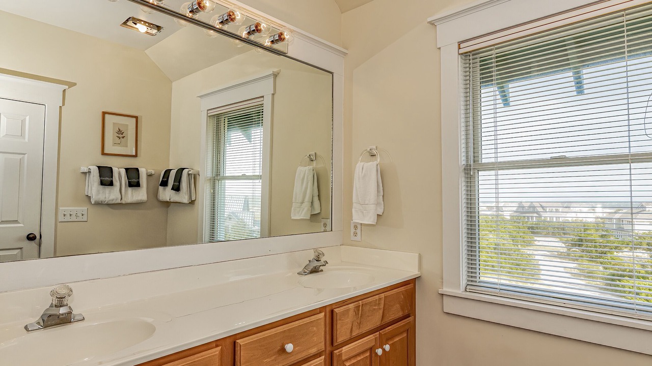 Photo of Bathroom in Flora's Bluff