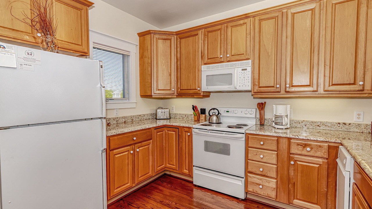 Photo of Kitchen in Flora's Bluff