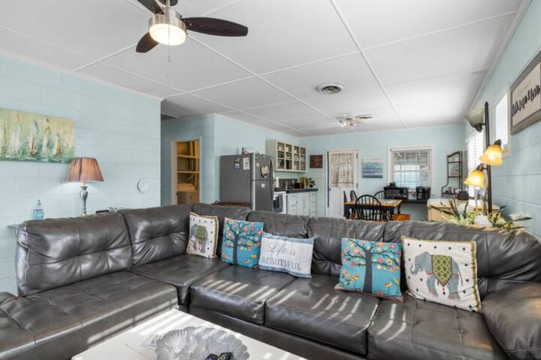Photo of Livingroom in Emerald Isle