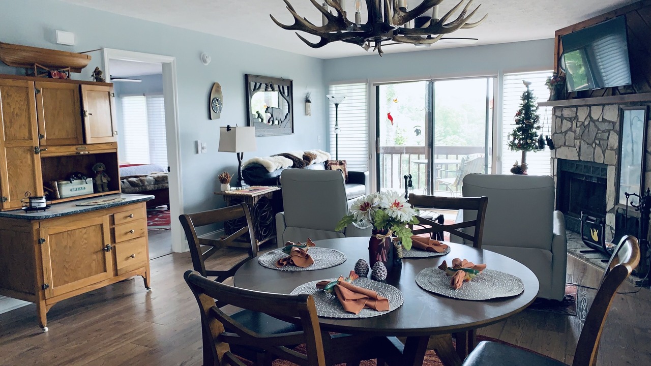 Photo of Bedroom in Lake Toxaway