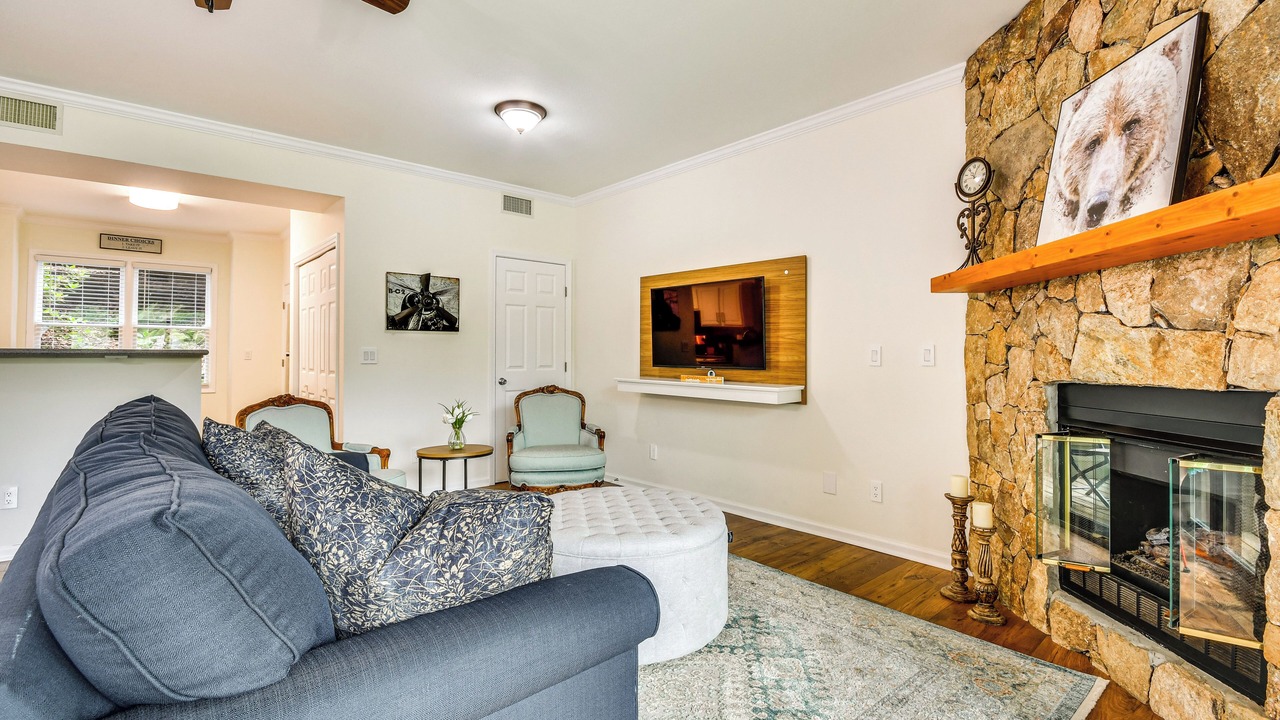 Photo of Bedroom in Mountain Air