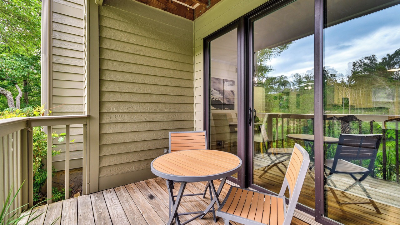 Photo of Patio Balcony in Mountain Air