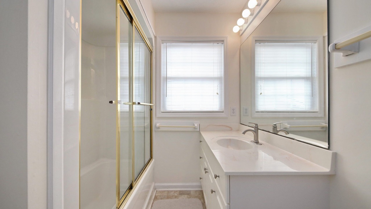 Photo of Bathroom in Sunset Beach