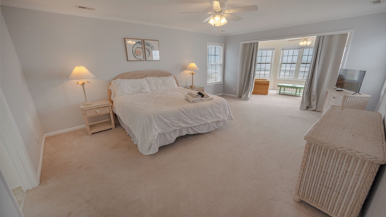 Photo of Bedroom in Sunset Beach