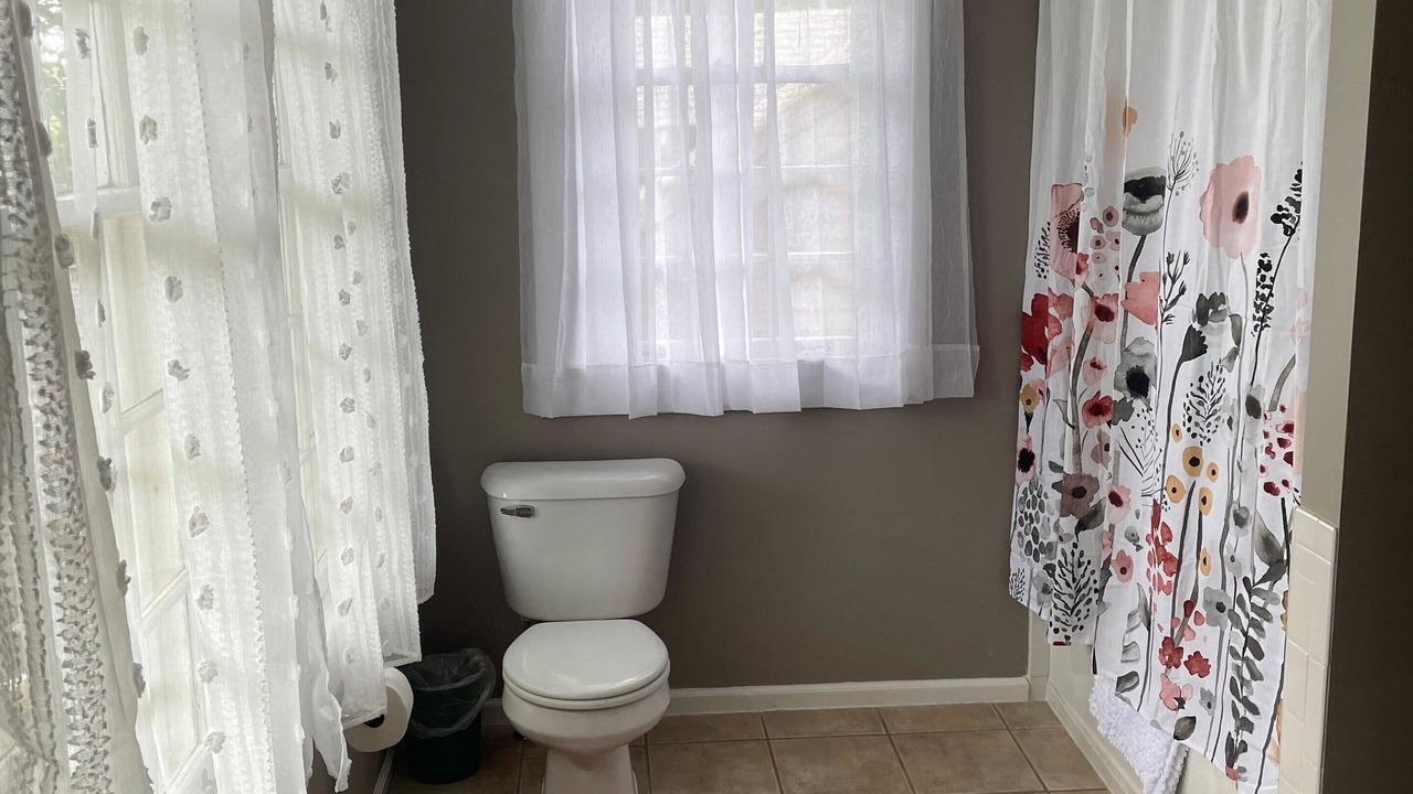 Photo of Bathroom in Hillsboro Village