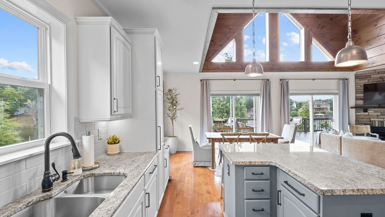 Photo of Kitchen in Steele Creek