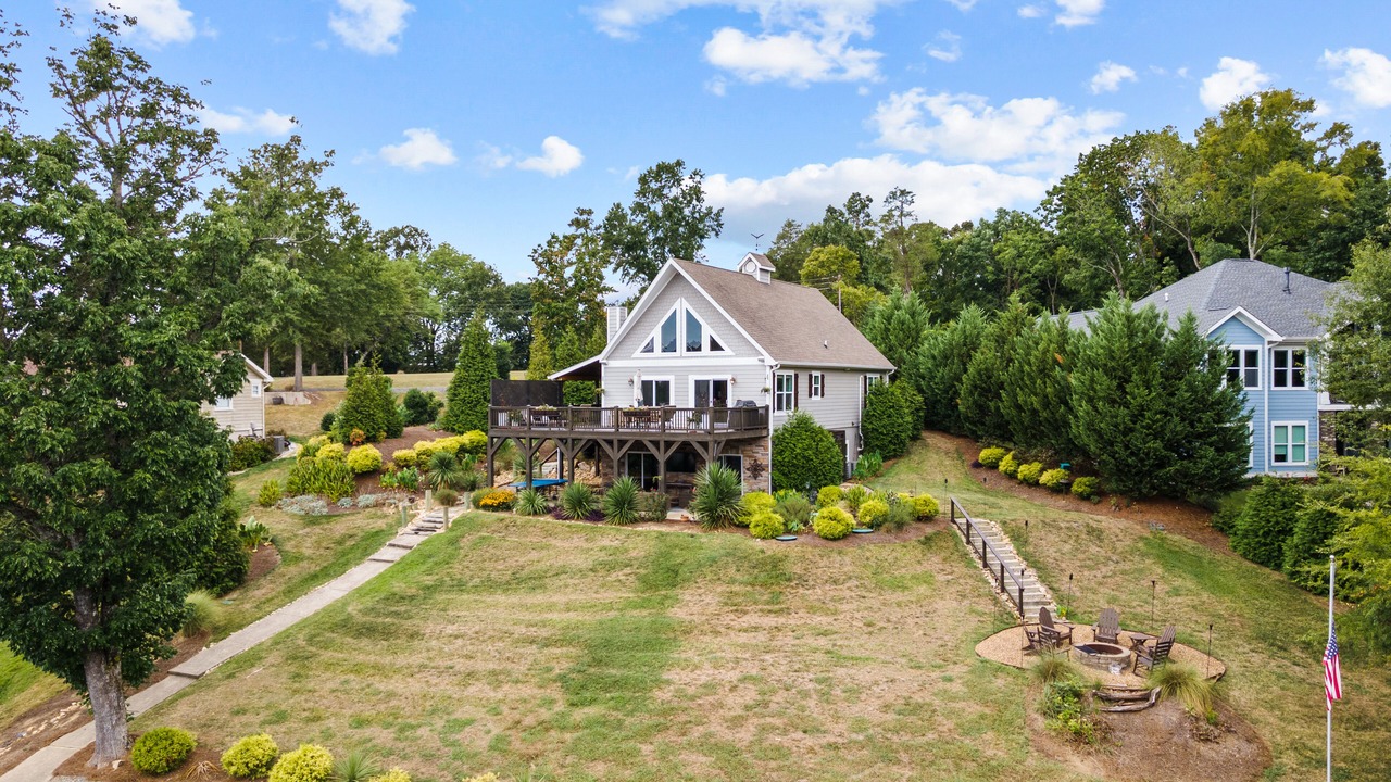 Photo of Outdoor in Steele Creek