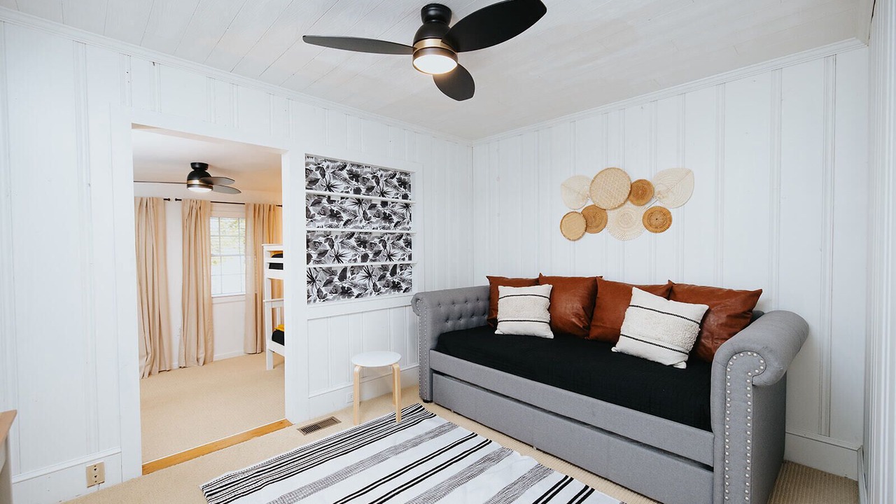 Photo of Livingroom in New London
