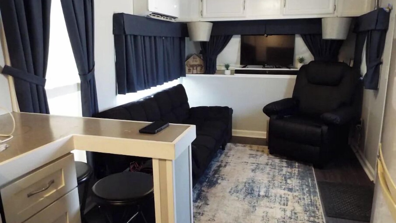 Photo of Livingroom in New London