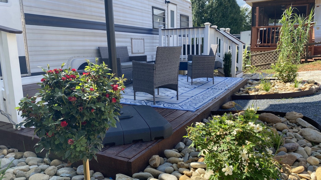 Photo of Patio Balcony in New London