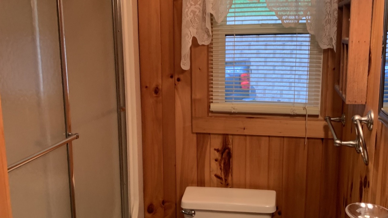 Photo of Bathroom in Lansing