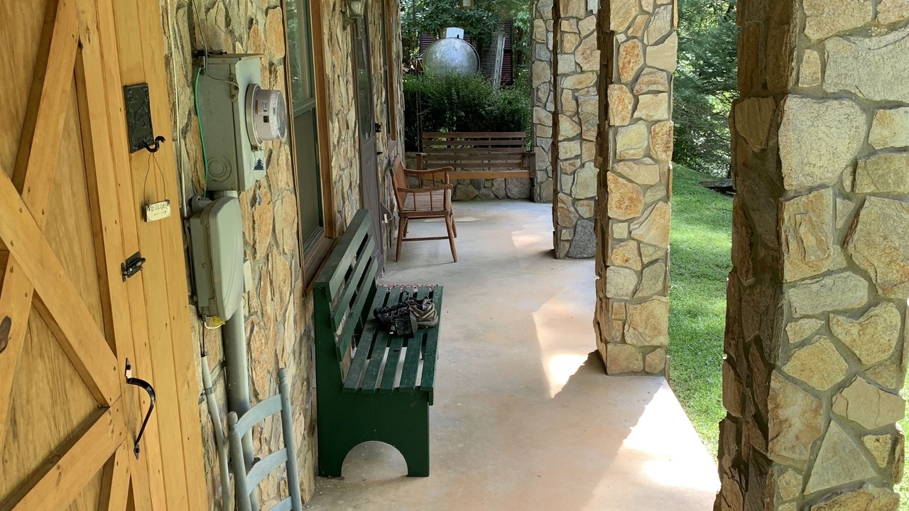 Photo of Patio Balcony in Lansing