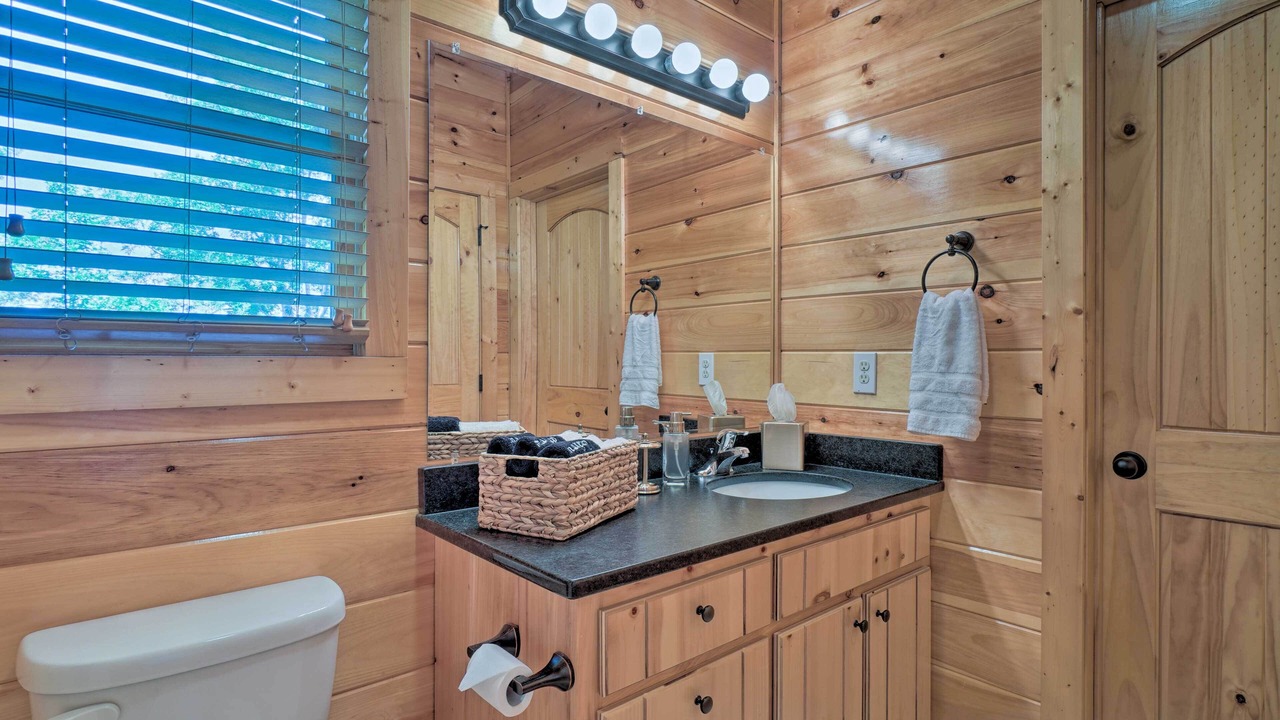 Photo of Bathroom in Unaka