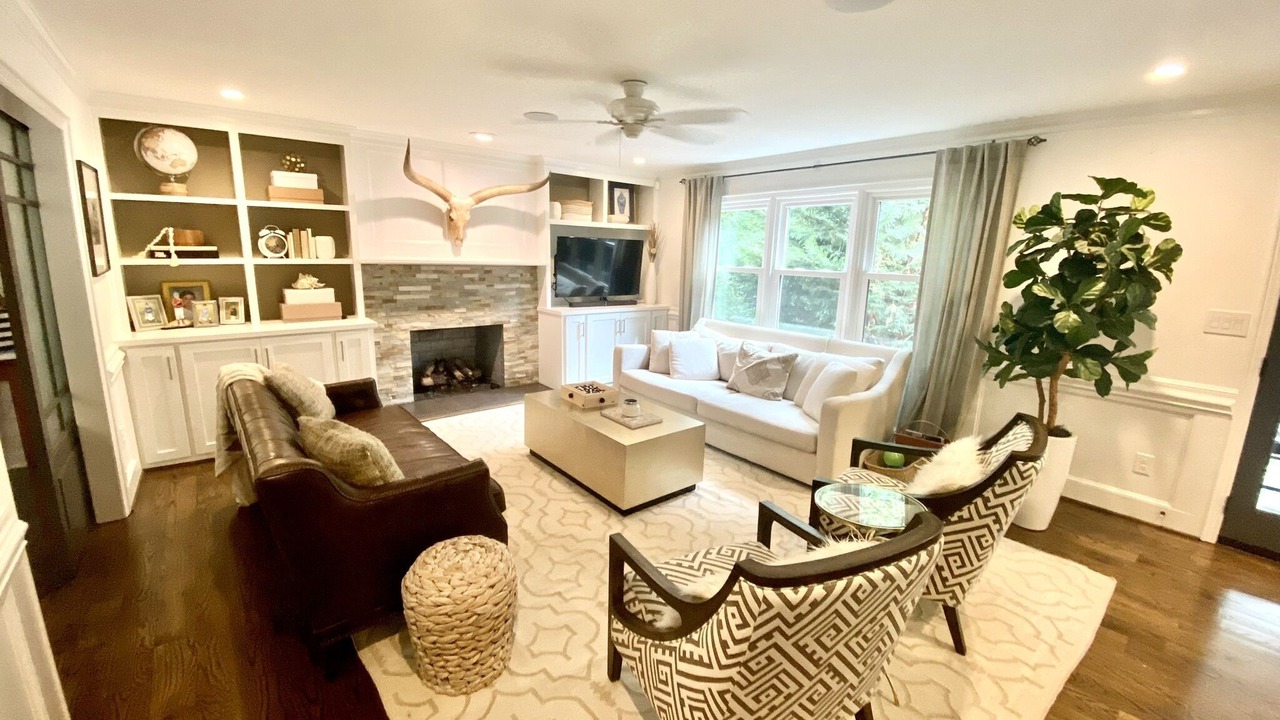 Photo of Livingroom in Charlotte