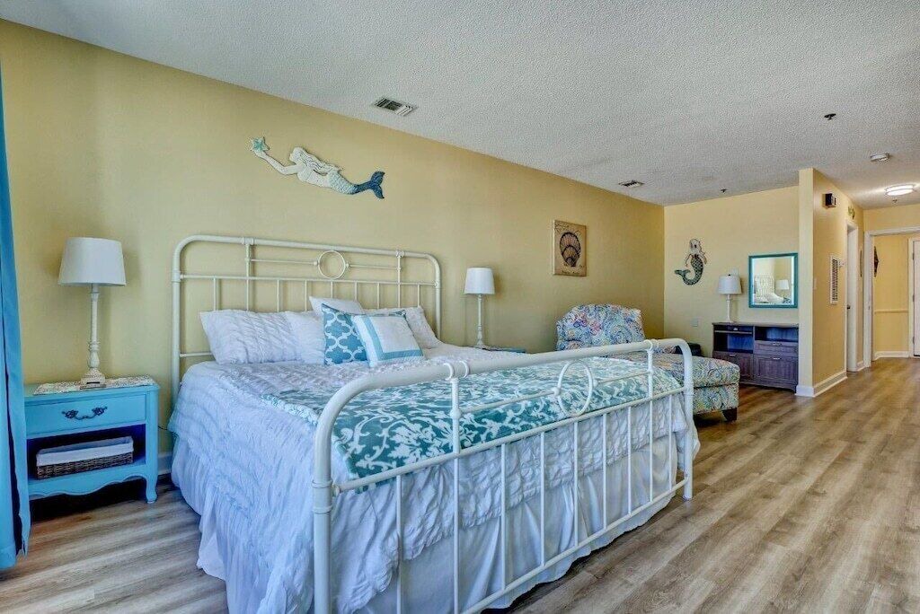 Photo of Bedroom in North Topsail Beach